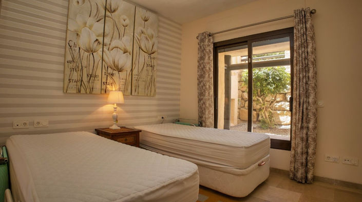 Image No.12-2 Bed Apartment for sale