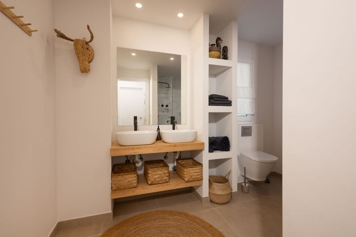 Image No.20-3 Bed Apartment for sale