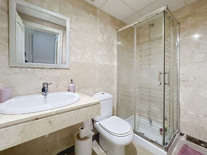 Image No.15-2 Bed Apartment for sale
