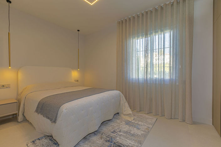 Image No.13-3 Bed Apartment for sale