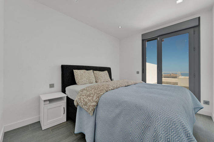 Image No.10-2 Bed Apartment for sale