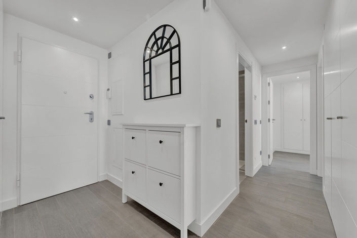 Image No.9-2 Bed Apartment for sale