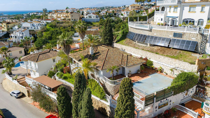 Image No.2-3 Bed Villa for sale