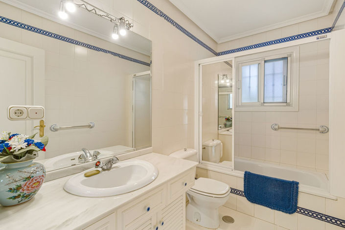 Image No.21-3 Bed Villa for sale
