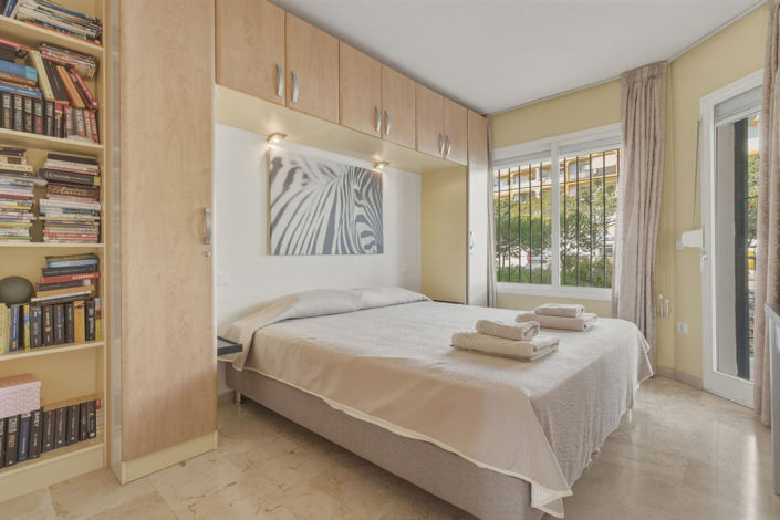 Image No.20-2 Bed Apartment for sale