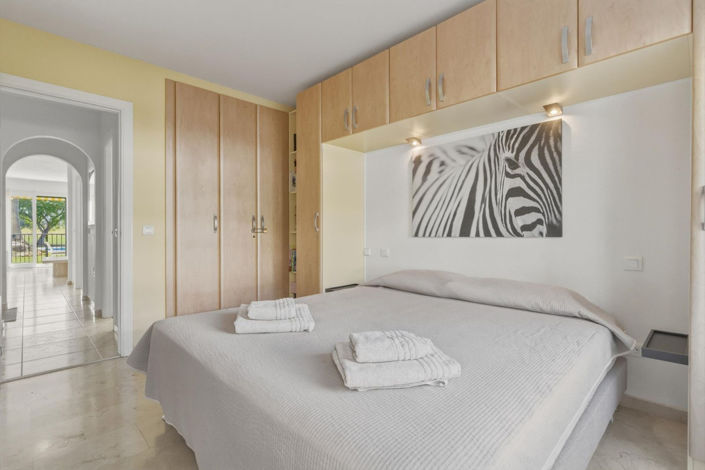Image No.21-2 Bed Apartment for sale