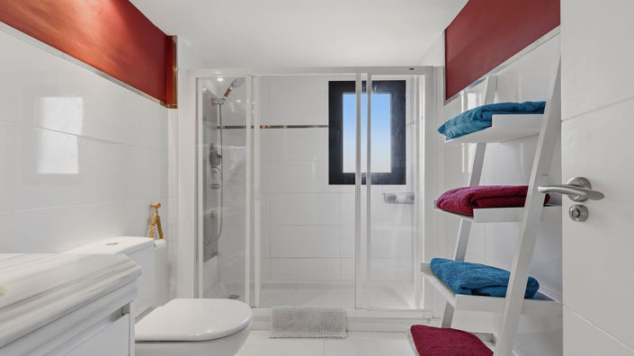 Image No.30-2 Bed Apartment for sale