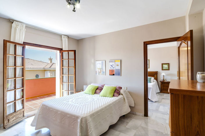 Image No.20-5 Bed Villa for sale