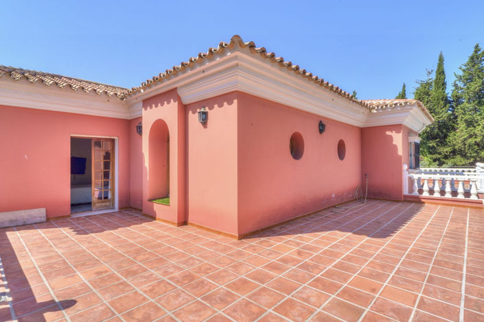 Image No.22-5 Bed Villa for sale