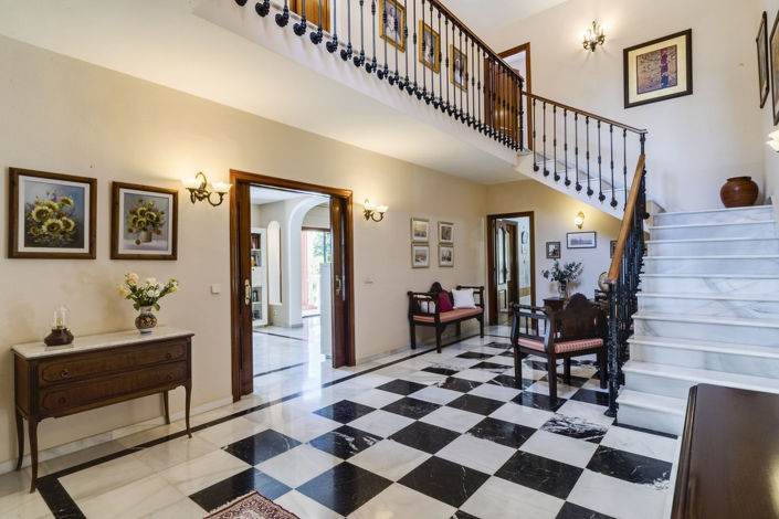 Image No.7-5 Bed Villa for sale