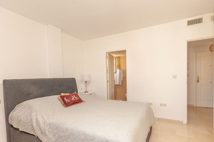 Image No.17-2 Bed Apartment for sale