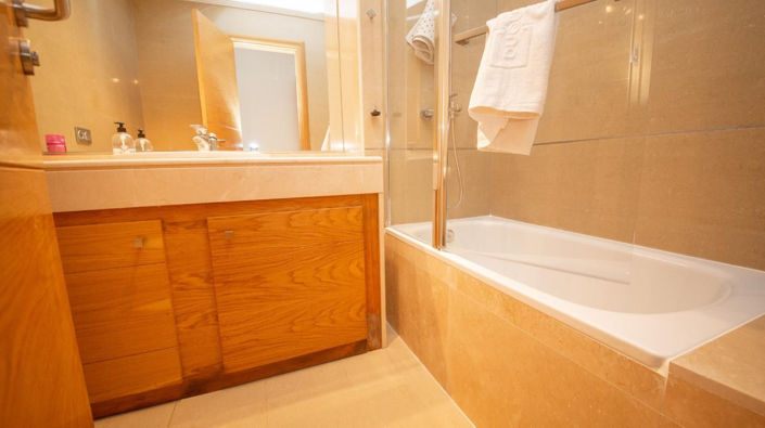 Image No.18-2 Bed Apartment for sale