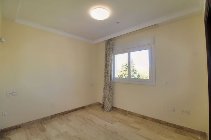 Image No.19-4 Bed Villa for sale