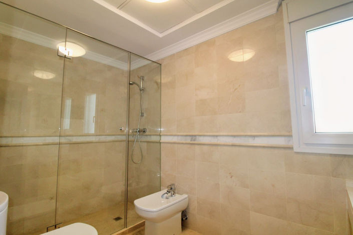 Image No.21-4 Bed Villa for sale
