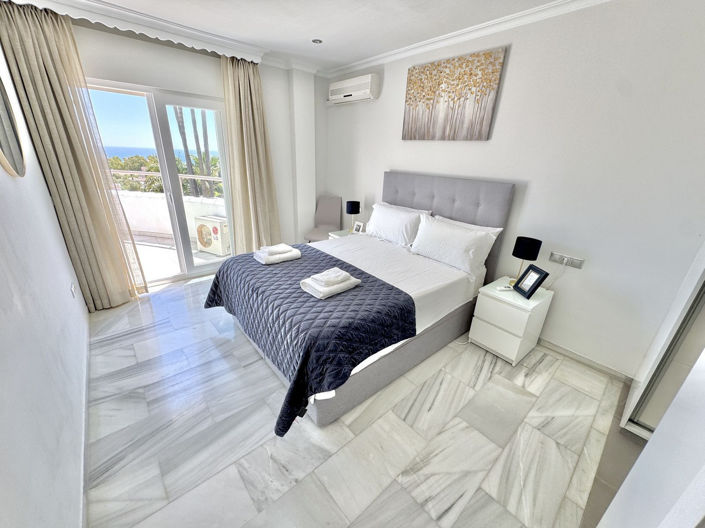 Image No.17-5 Bed Villa for sale