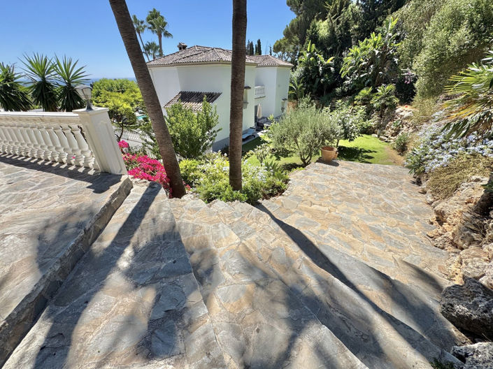 Image No.28-5 Bed Villa for sale