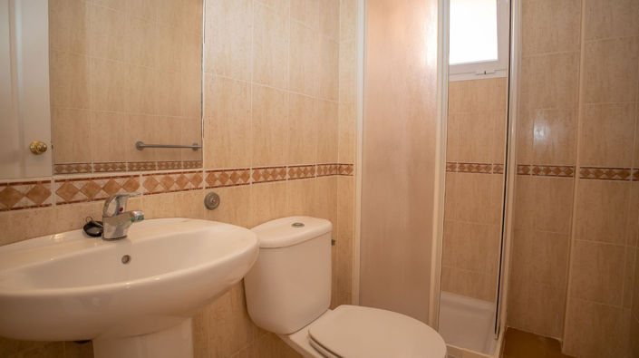 Image No.18-2 Bed Apartment for sale