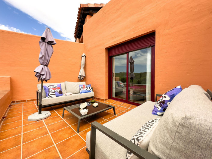 Image No.18-2 Bed Apartment for sale