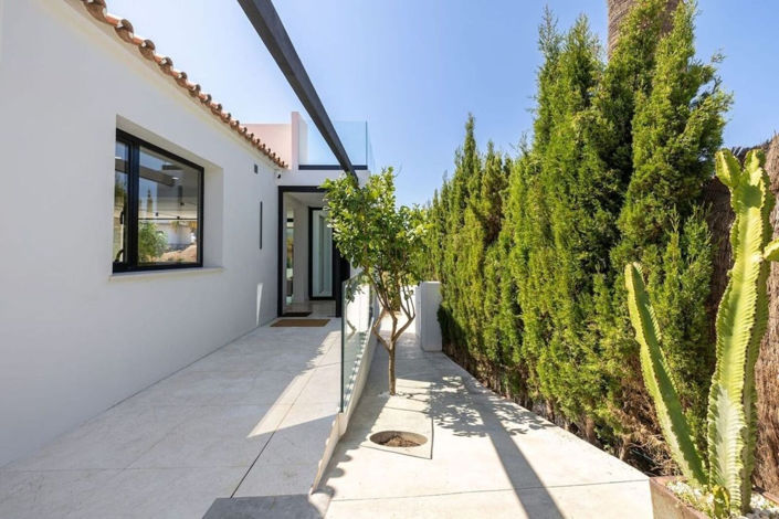 Image No.19-3 Bed Villa for sale