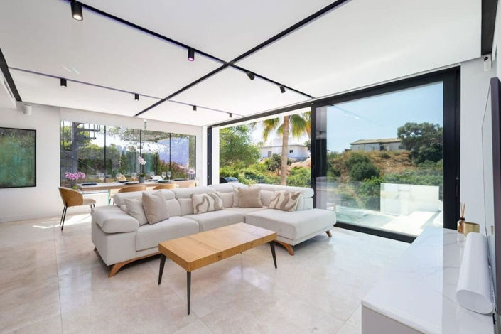 Image No.5-3 Bed Villa for sale