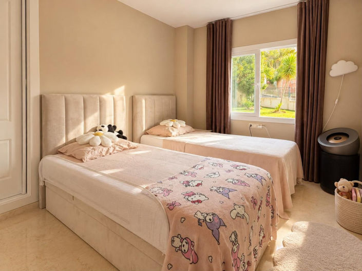 Image No.17-3 Bed Apartment for sale