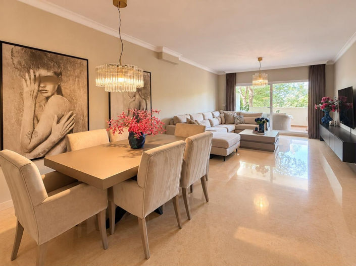 Image No.9-3 Bed Apartment for sale