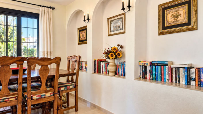 Image No.9-3 Bed Townhouse for sale