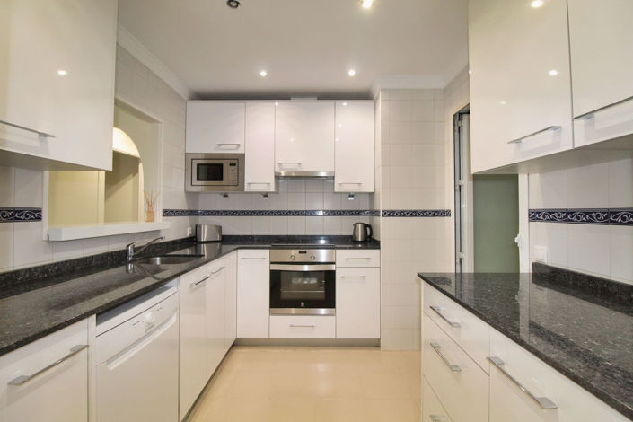 Image No.15-2 Bed Apartment for sale