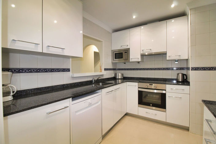 Image No.16-2 Bed Apartment for sale