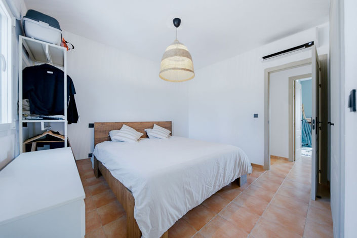 Image No.23-2 Bed Townhouse for sale