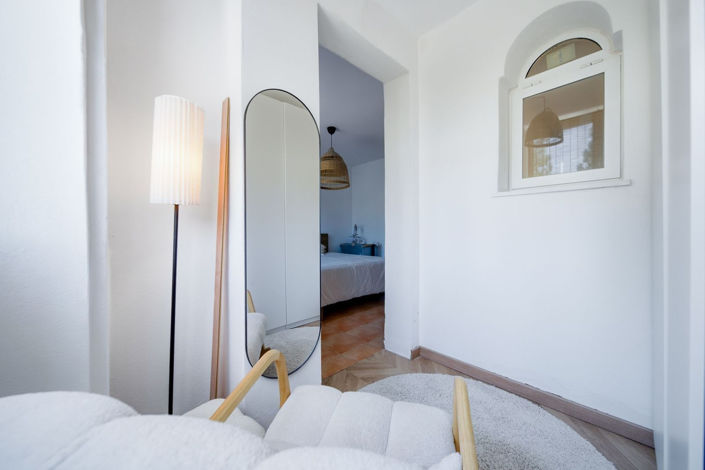 Image No.25-2 Bed Townhouse for sale