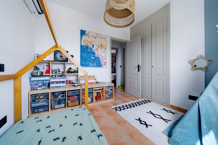 Image No.28-2 Bed Townhouse for sale