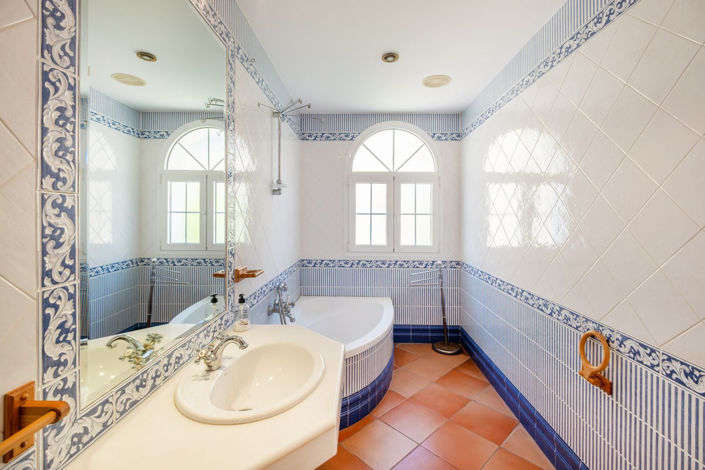 Image No.16-5 Bed Villa for sale