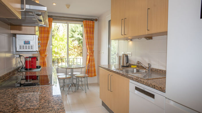 Image No.12-3 Bed Apartment for sale
