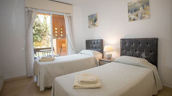Image No.19-3 Bed Apartment for sale