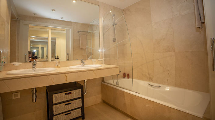 Image No.22-3 Bed Apartment for sale