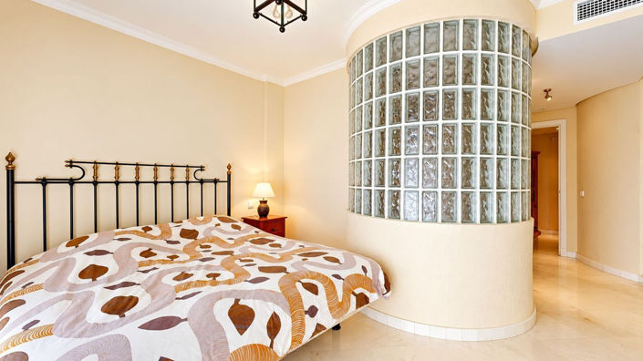 Image No.16-2 Bed Apartment for sale