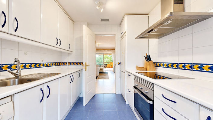 Image No.9-2 Bed Apartment for sale