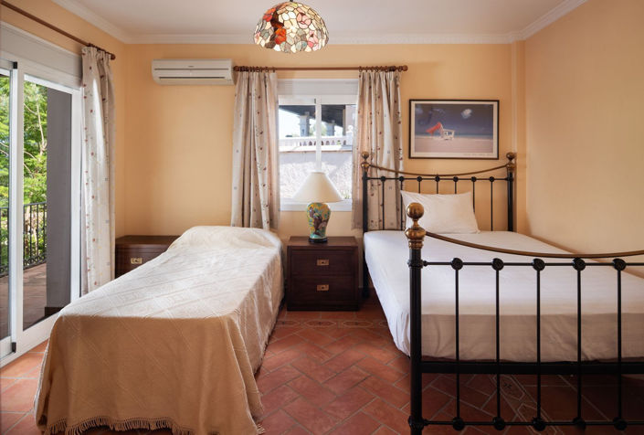 Image No.11-4 Bed Villa for sale