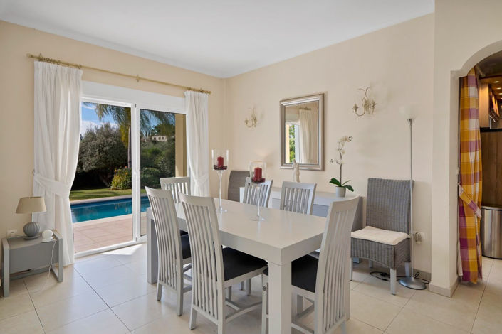 Image No.12-4 Bed Villa for sale