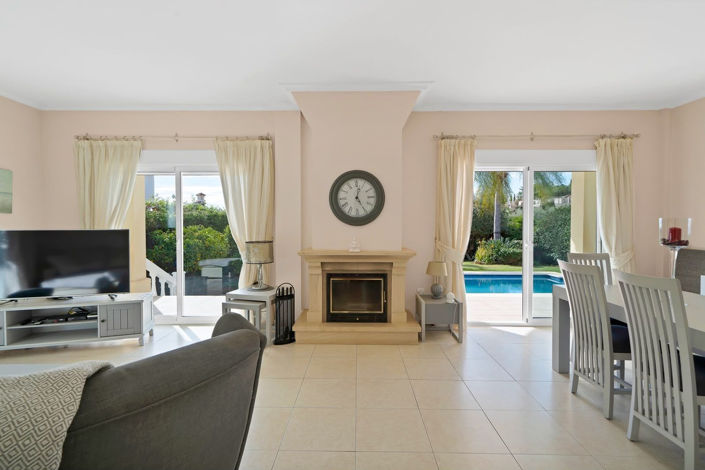 Image No.9-4 Bed Villa for sale