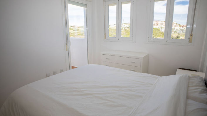 Image No.17-2 Bed Apartment for sale