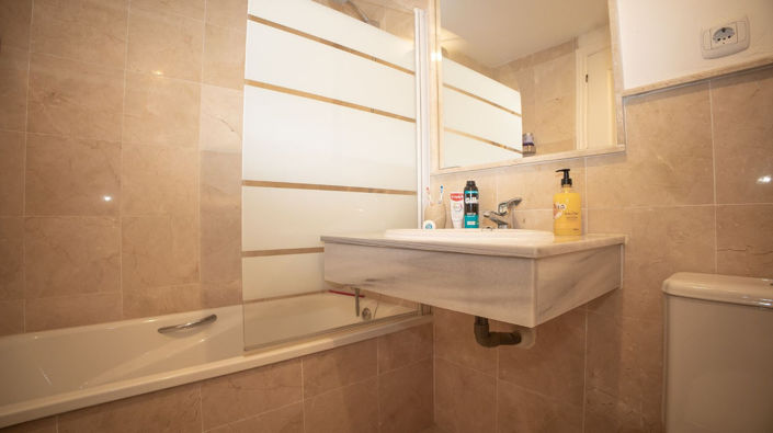 Image No.23-2 Bed Apartment for sale