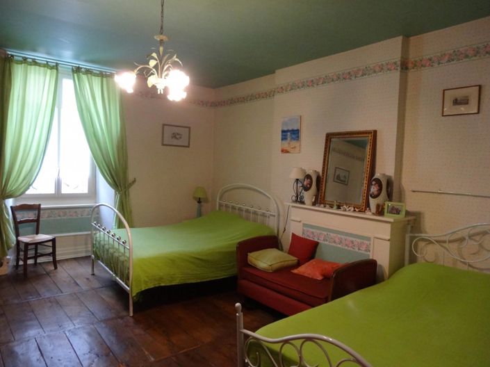 Image No.11-6 Bed House for sale