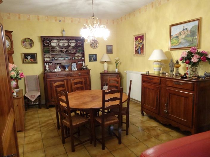 Image No.5-6 Bed House for sale