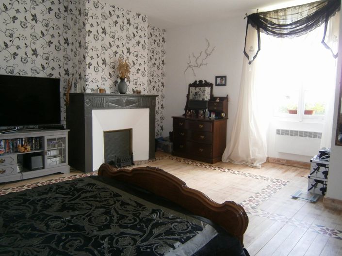 Image No.10-4 Bed House for sale