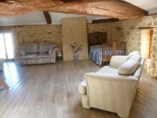 Image No.11-4 Bed House for sale