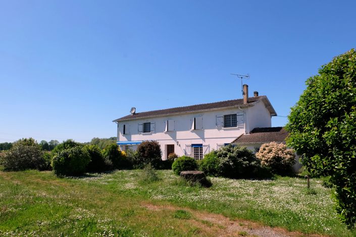 Image No.10-6 Bed Farmhouse for sale