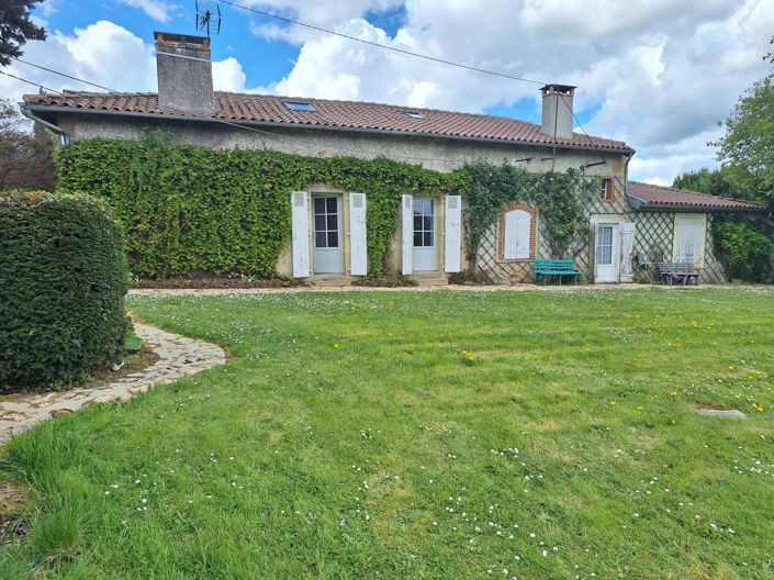 Image No.1-5 Bed Farmhouse for sale