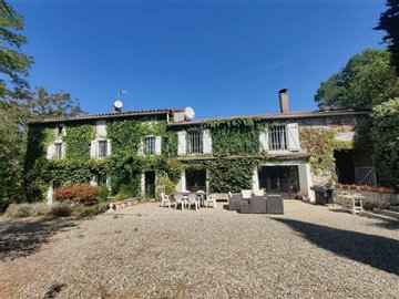1 - Limoux, House